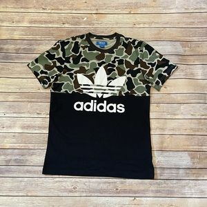 Adidas Camo Color Tshirt Size S